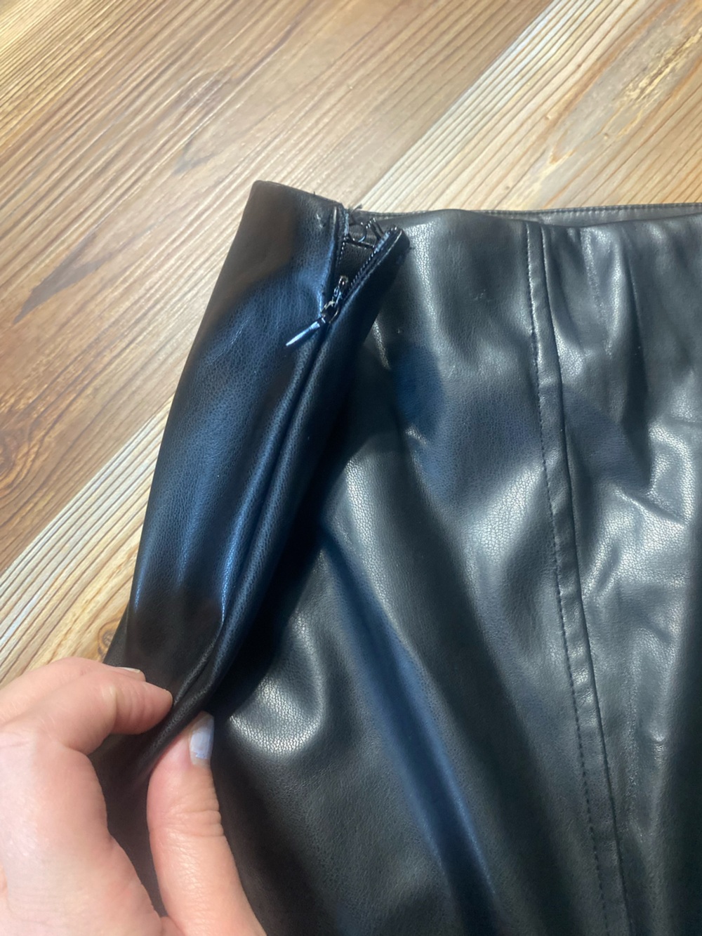 4/$16 HYFVE Faux Leather Skirt - Picture 3 of 6